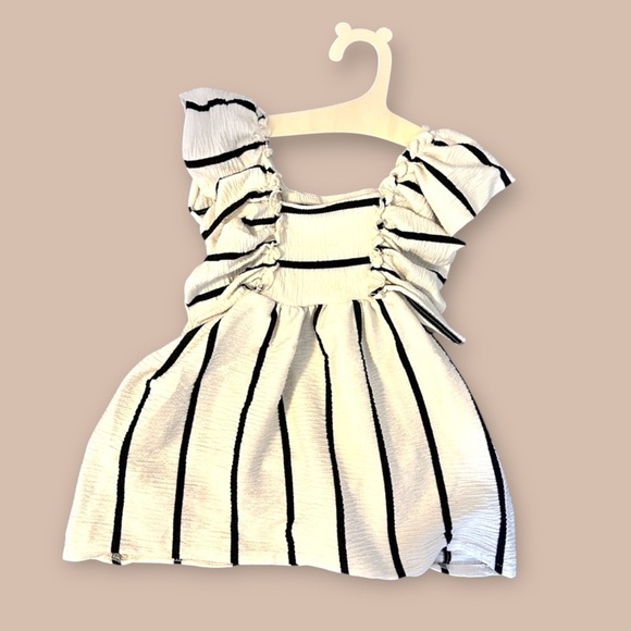 [KID] ZARA Ruffle Knit Dress 18–24M Black/White - Picture 1 of 8